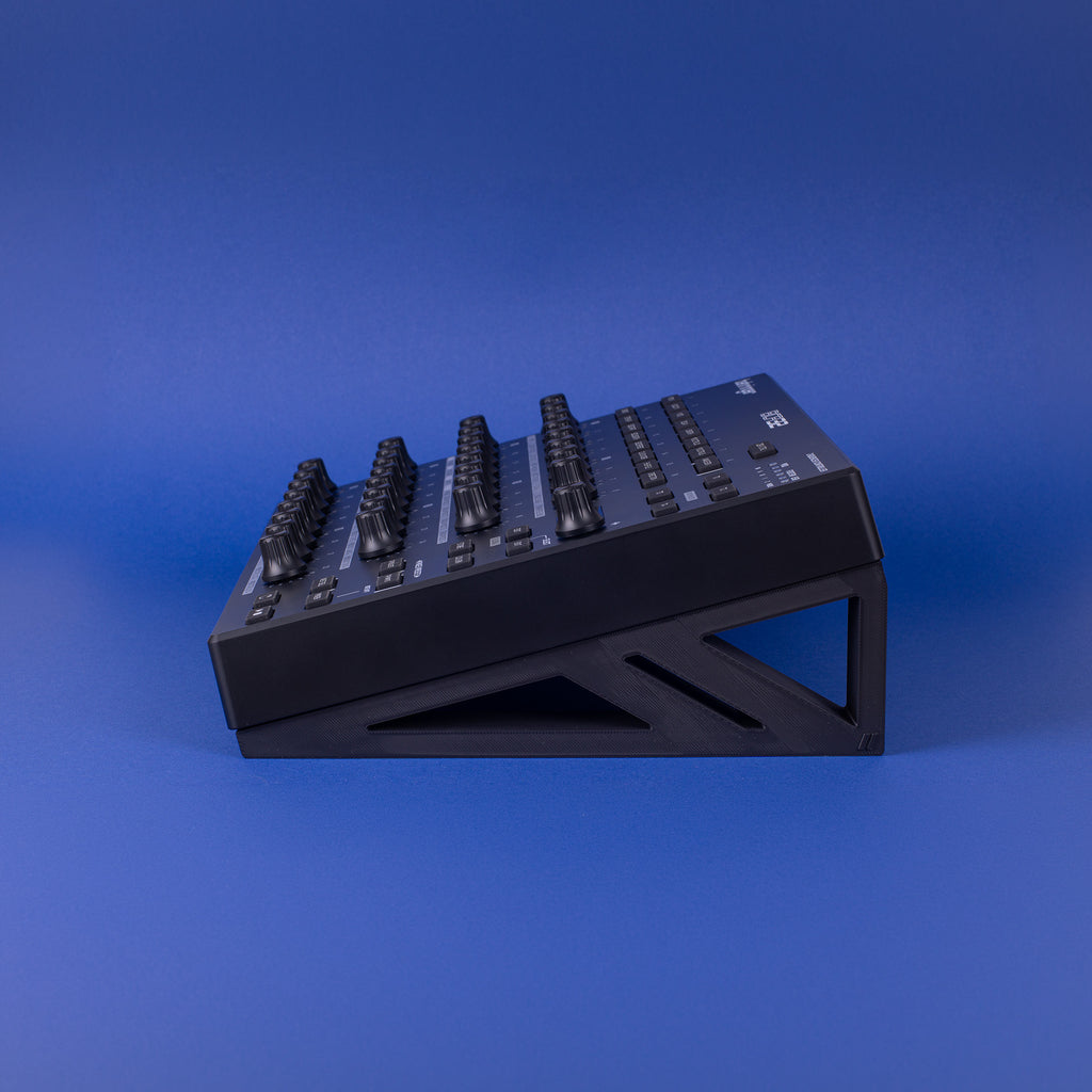 Behringer BCR32 Stand – 15° – Black