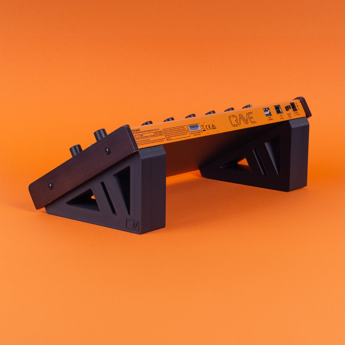 Behringer Crave Stand – 30° – Black