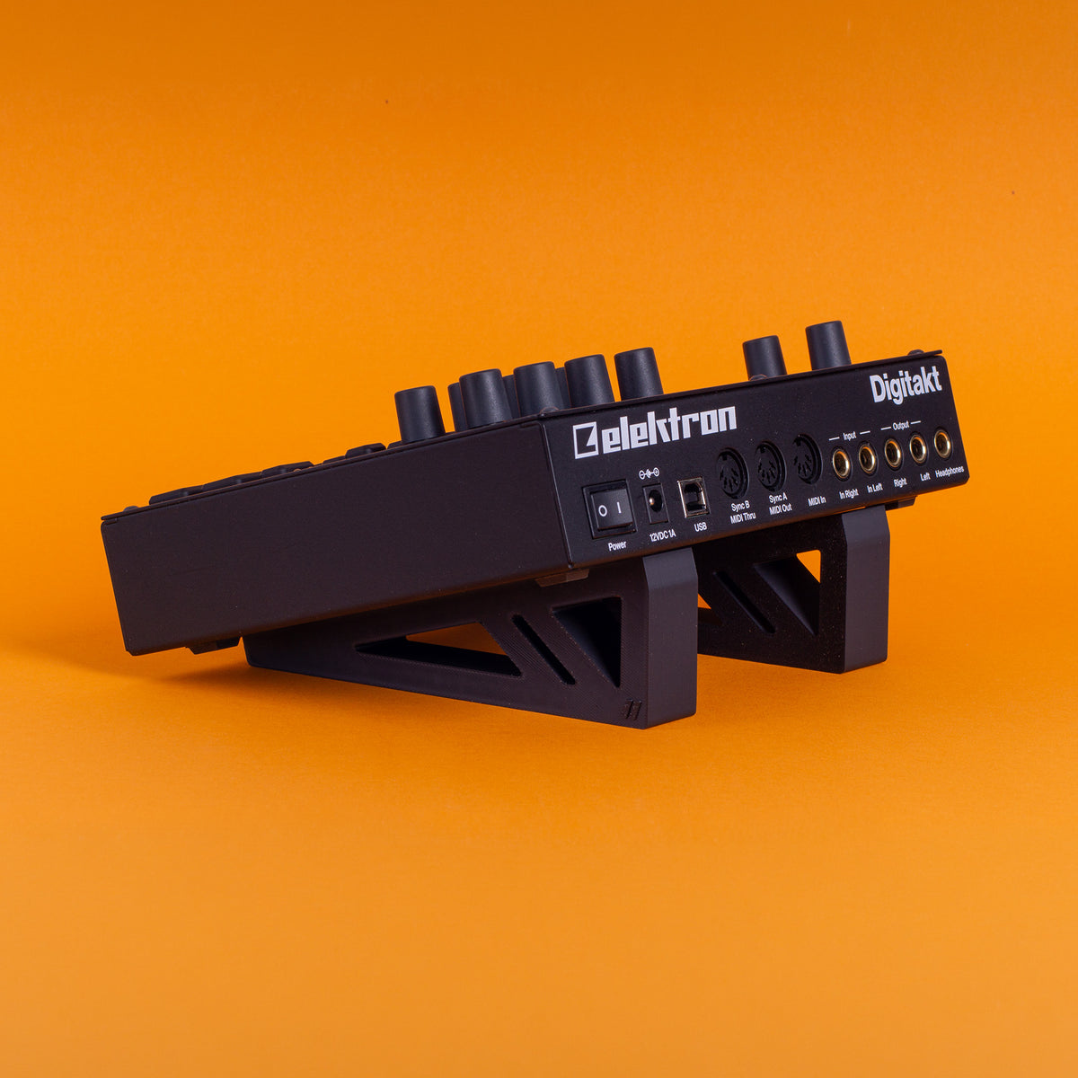 Elektron Digitakt Stand – 15° – Black