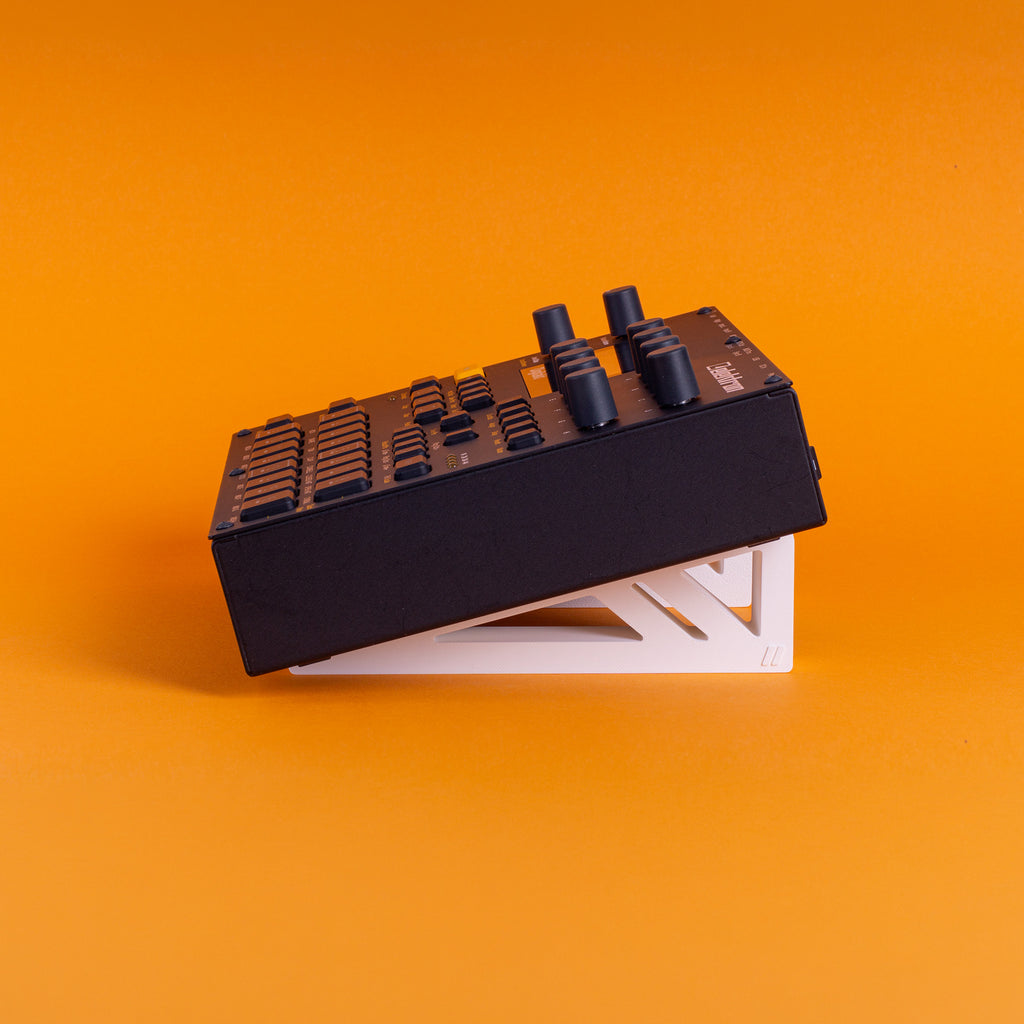 Elektron Digitakt Stand – 15° – White