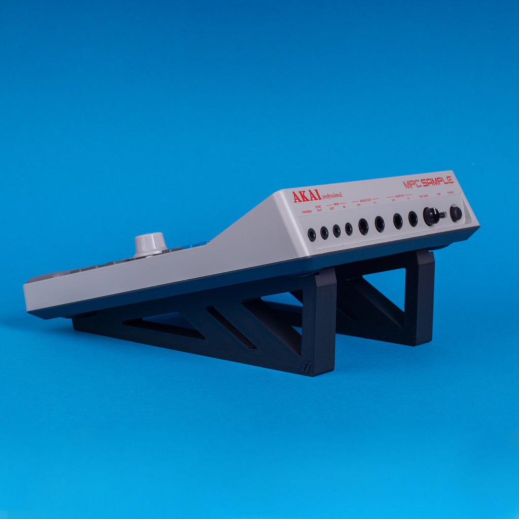 Akai MPC Sample Stand – 15° – Black