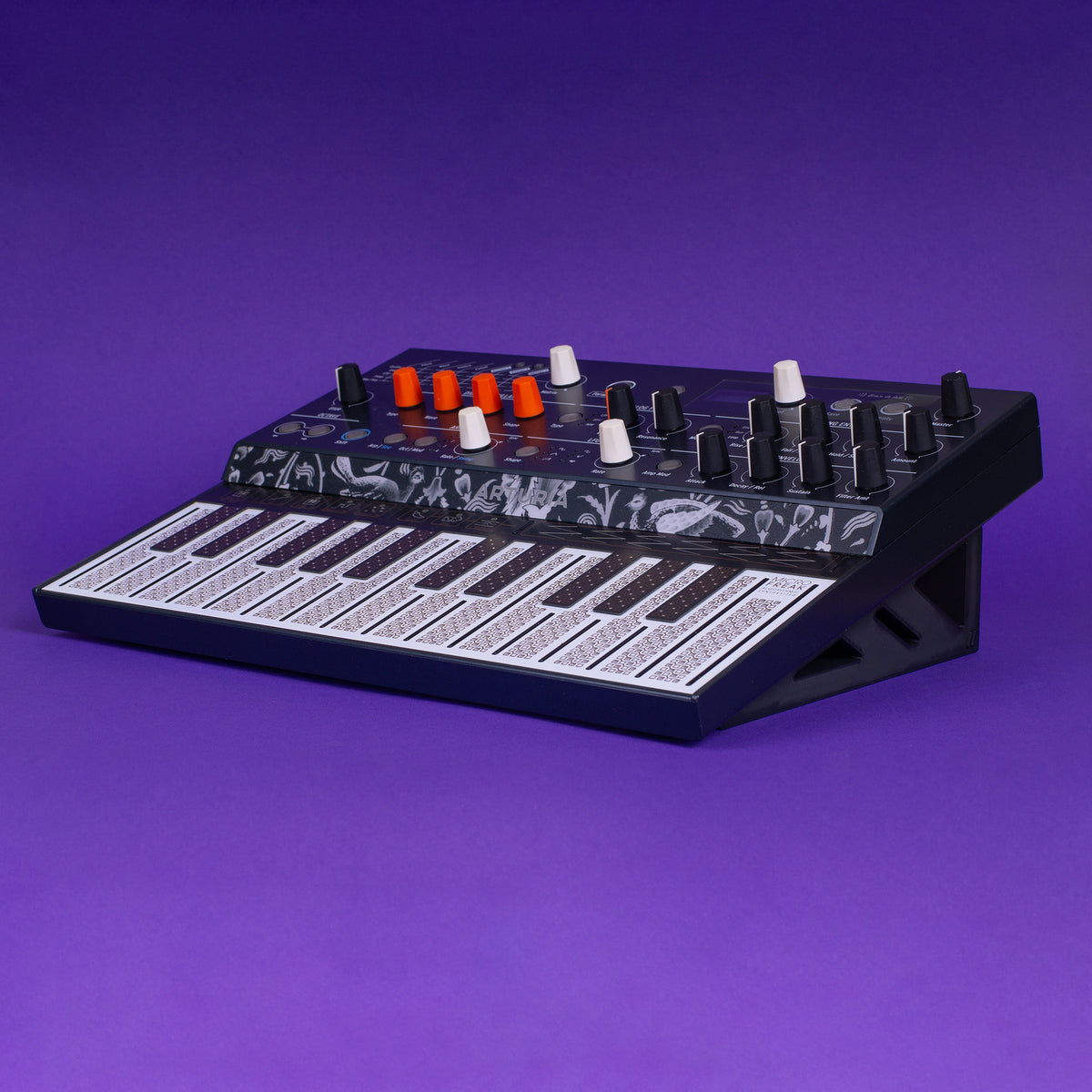 Arturia Microfreak Stand – 15° – Black