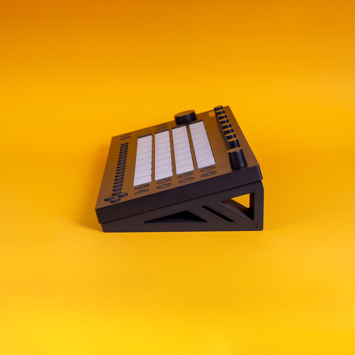 Ableton Move Stand – 15° – Black
